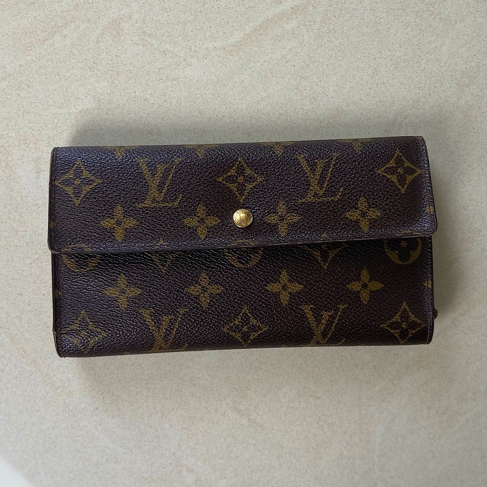 Authentic Louis Vuitton Wallet